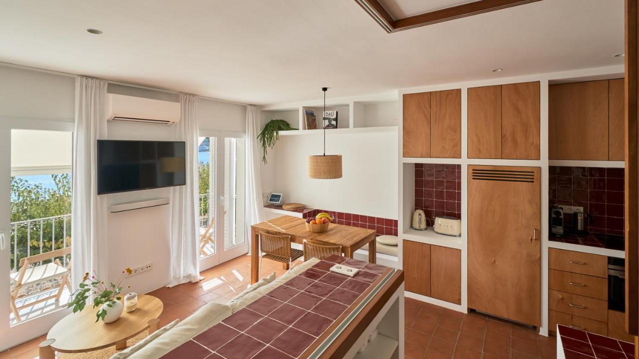 Beachfront Suite In Cadaques Center Zewnętrze zdjęcie