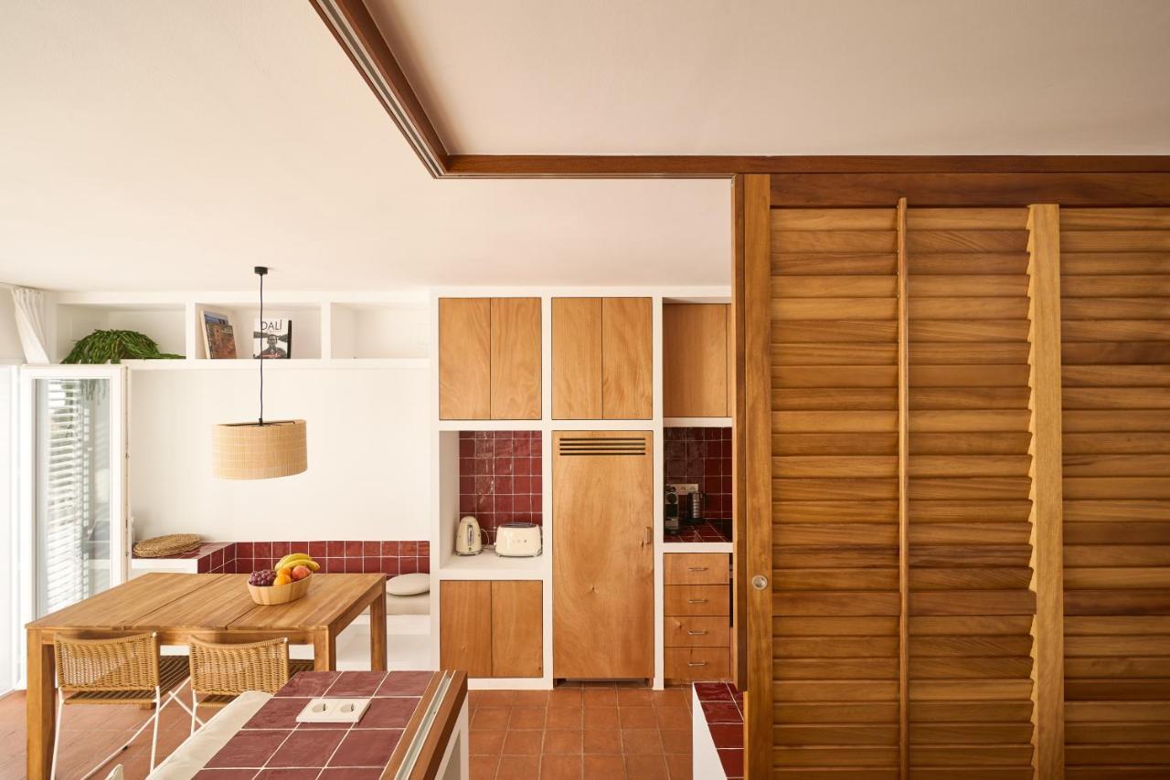 Beachfront Suite In Cadaques Center Zewnętrze zdjęcie